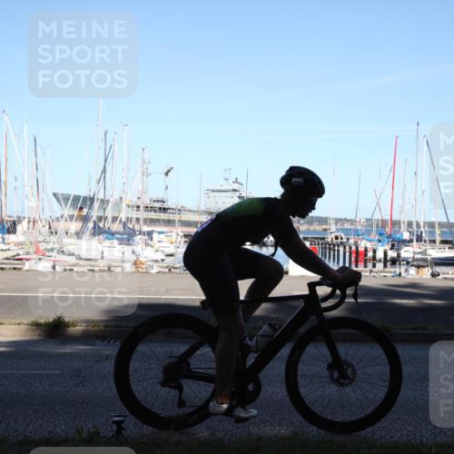 17.08.2025 - KN Förde Triathlon 2025 Yannick Fuchs http://msf.ph/oto/8621796 17.08.2025 15:04:15 Radfahren 23, 28 meine-sportfotos.de