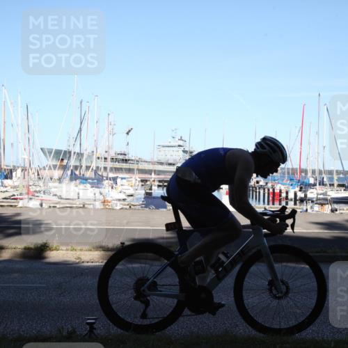 17.08.2025 - KN Förde Triathlon 2025 Yannick Fuchs http://msf.ph/oto/8621836 17.08.2025 15:22:24 Radfahren 11 meine-sportfotos.de