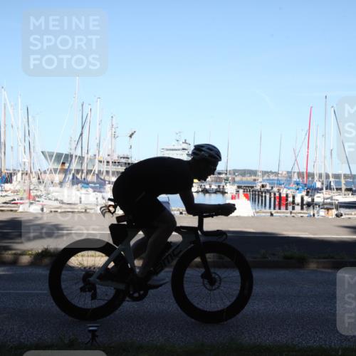 17.08.2025 - KN Förde Triathlon 2025 Yannick Fuchs http://msf.ph/oto/8621849 17.08.2025 15:26:19 Radfahren 13, 31, 33 meine-sportfotos.de