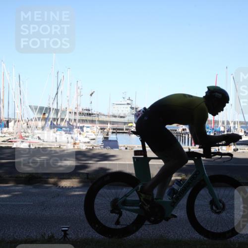 17.08.2025 - KN Förde Triathlon 2025 Yannick Fuchs http://msf.ph/oto/8621906 17.08.2025 15:47:42 Radfahren 11, 12 meine-sportfotos.de