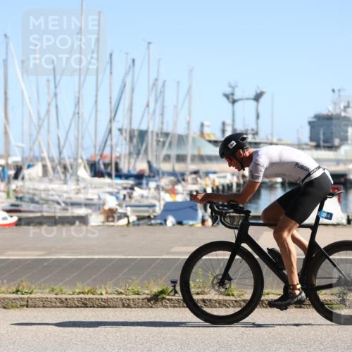 17.08.2025 - KN Förde Triathlon 2025 Yannick Fuchs http://msf.ph/oto/8621933 17.08.2025 10:59:26 Radfahren 264 meine-sportfotos.de