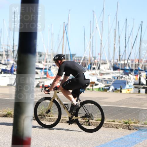 17.08.2025 - KN Förde Triathlon 2025 Yannick Fuchs http://msf.ph/oto/8621962 17.08.2025 11:01:02 Radfahren 264, 270, 275, 264 meine-sportfotos.de