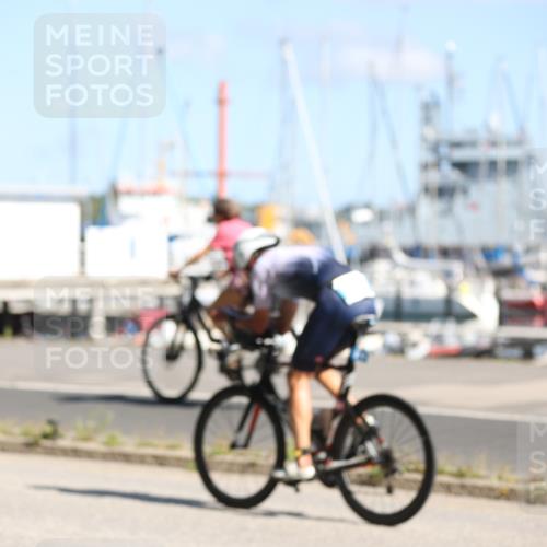 17.08.2025 - KN Förde Triathlon 2025 Yannick Fuchs http://msf.ph/oto/8621976 17.08.2025 11:01:36 Radfahren 267, 269, 274, 278, 266 meine-sportfotos.de