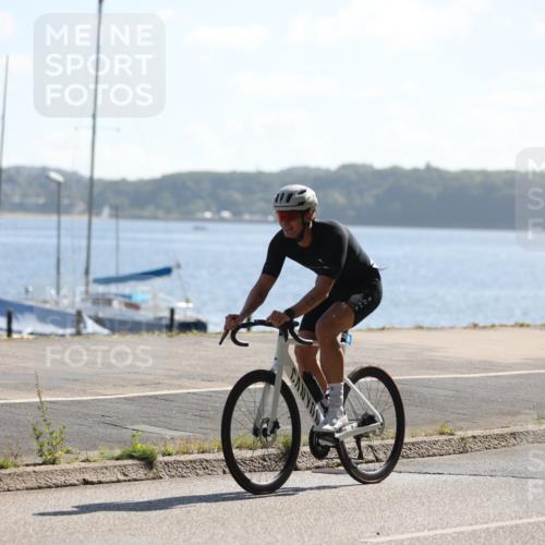 17.08.2025 - KN Förde Triathlon 2025 Yannick Fuchs http://msf.ph/oto/8622029 17.08.2025 11:03:08 Radfahren 263, 269, 278, 287, 273, 274, 280 meine-sportfotos.de