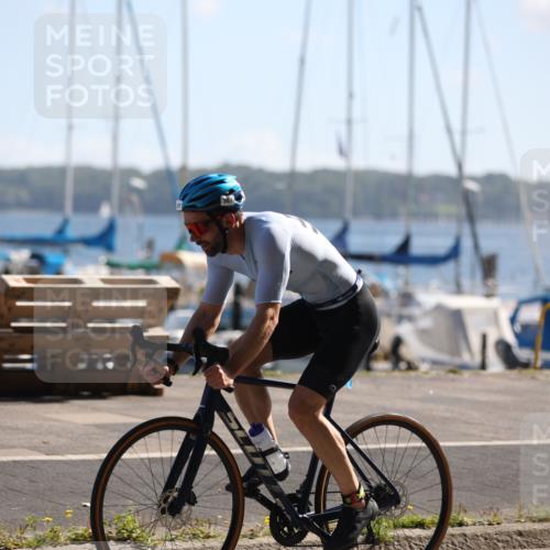 17.08.2025 - KN Förde Triathlon 2025 Yannick Fuchs http://msf.ph/oto/8622048 17.08.2025 11:03:41 Radfahren 271, 307, 271 meine-sportfotos.de