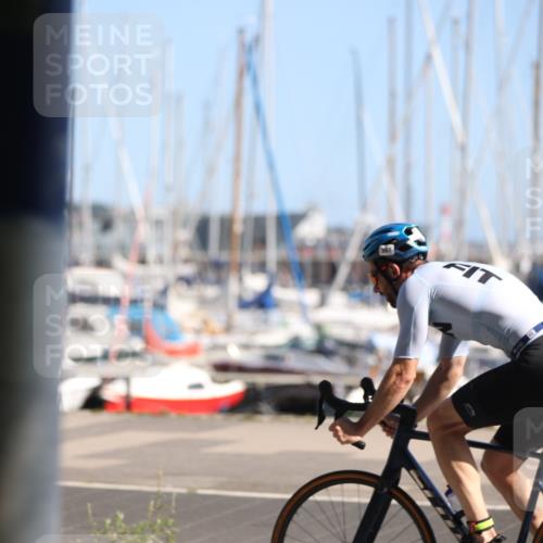 17.08.2025 - KN Förde Triathlon 2025 Yannick Fuchs http://msf.ph/oto/8622054 17.08.2025 11:03:42 Radfahren 265, 307, 271 meine-sportfotos.de