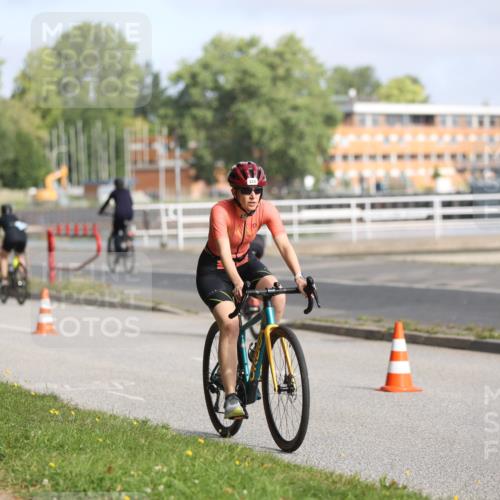 17.08.2025 - KN Förde Triathlon 2025 Yannick Fuchs http://msf.ph/oto/8622131 17.08.2025 09:46:31 Radfahren 101, 120, 225, 246, 144, 180, 194, 252 meine-sportfotos.de