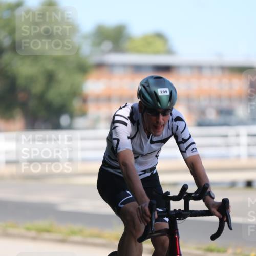 17.08.2025 - KN Förde Triathlon 2025 Yannick Fuchs http://msf.ph/oto/8622233 17.08.2025 11:08:06 Radfahren 297, 299, 309, 340, 297 meine-sportfotos.de