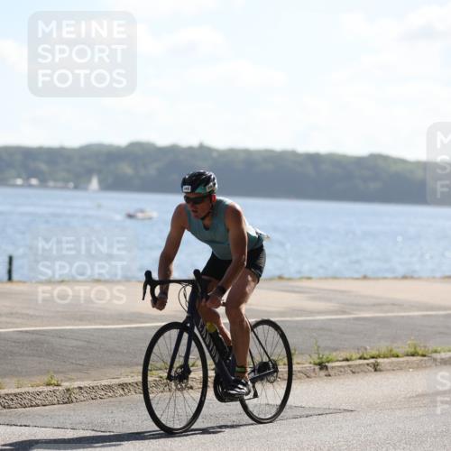 17.08.2025 - KN Förde Triathlon 2025 Yannick Fuchs http://msf.ph/oto/8622245 17.08.2025 11:08:14 Radfahren 266, 302, 318, 340, 299, 309 meine-sportfotos.de
