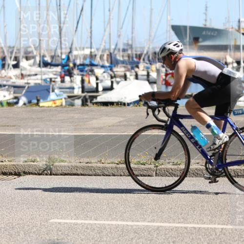 17.08.2025 - KN Förde Triathlon 2025 Yannick Fuchs http://msf.ph/oto/8622275 17.08.2025 11:08:21 Radfahren 318, 325, 266, 302, 340 meine-sportfotos.de