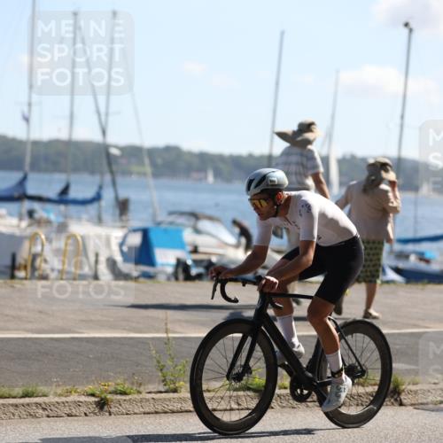 17.08.2025 - KN Förde Triathlon 2025 Yannick Fuchs http://msf.ph/oto/8622390 17.08.2025 11:09:27 Radfahren 266, 312, 316, 331, 608, 279, 312, 358 meine-sportfotos.de