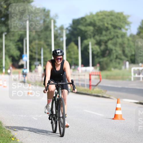 17.08.2025 - KN Förde Triathlon 2025 Yannick Fuchs http://msf.ph/oto/8622423 17.08.2025 09:48:43 Radfahren 189, 213, 106, 159, 194 meine-sportfotos.de