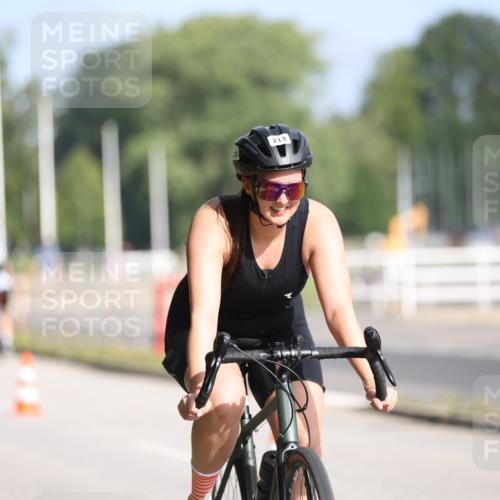 17.08.2025 - KN Förde Triathlon 2025 Yannick Fuchs http://msf.ph/oto/8622427 17.08.2025 09:48:44 Radfahren 189, 213, 106, 159 meine-sportfotos.de