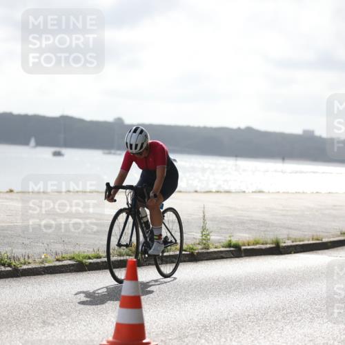 17.08.2025 - KN Förde Triathlon 2025 Yannick Fuchs http://msf.ph/oto/8622452 17.08.2025 09:49:01 Radfahren 103, 114, 137, 161, 164, 192, 220, 114 meine-sportfotos.de