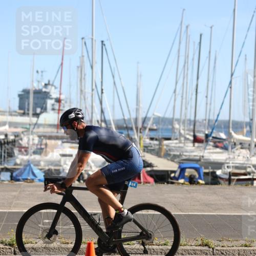 17.08.2025 - KN Förde Triathlon 2025 Yannick Fuchs http://msf.ph/oto/8622499 17.08.2025 11:10:10 Radfahren 275, 293, 302, 325, 334, 274, 302, 318, 323, 324 meine-sportfotos.de