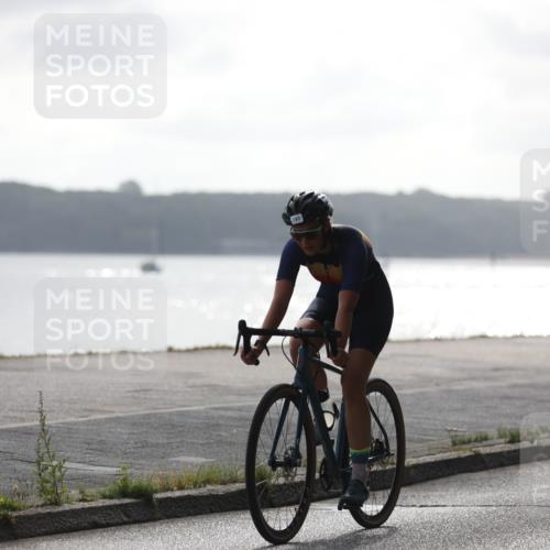 17.08.2025 - KN Förde Triathlon 2025 Yannick Fuchs http://msf.ph/oto/8622513 17.08.2025 09:49:30 Radfahren 110, 153, 158, 173, 179, 181, 185, 240, 241, 108, 177 meine-sportfotos.de