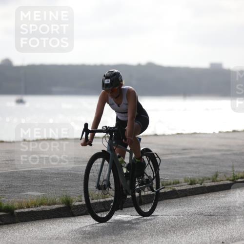 17.08.2025 - KN Förde Triathlon 2025 Yannick Fuchs http://msf.ph/oto/8622518 17.08.2025 09:49:31 Radfahren 110, 140, 153, 158, 173, 179, 181, 185, 240, 241, 108, 173, 177 meine-sportfotos.de