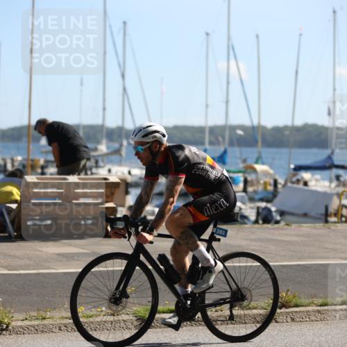 17.08.2025 - KN Förde Triathlon 2025 Yannick Fuchs http://msf.ph/oto/8622519 17.08.2025 11:10:15 Radfahren 270, 275, 293, 320, 321, 325, 602, 603, 605, 615, 274, 302, 318, 334 meine-sportfotos.de