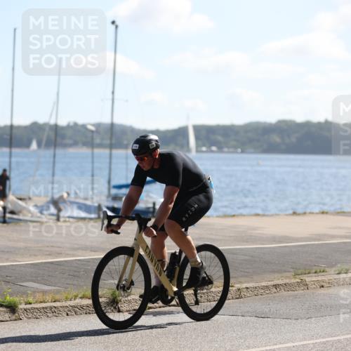 17.08.2025 - KN Förde Triathlon 2025 Yannick Fuchs http://msf.ph/oto/8622533 17.08.2025 11:10:21 Radfahren 270, 311, 320, 321, 343, 602, 603, 605, 615, 275, 293, 325 meine-sportfotos.de