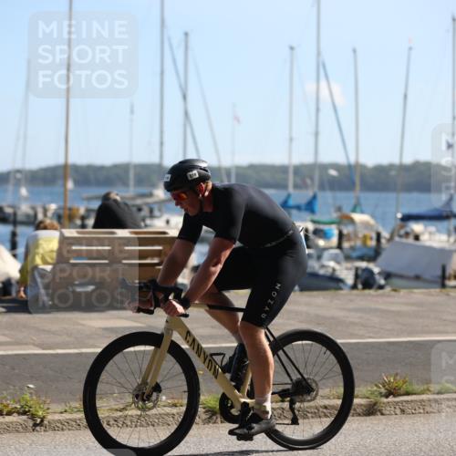 17.08.2025 - KN Förde Triathlon 2025 Yannick Fuchs http://msf.ph/oto/8622540 17.08.2025 11:10:21 Radfahren 270, 311, 320, 321, 343, 602, 603, 605, 615, 275, 293, 325 meine-sportfotos.de