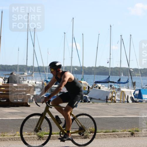 17.08.2025 - KN Förde Triathlon 2025 Yannick Fuchs http://msf.ph/oto/8622586 17.08.2025 11:10:32 Radfahren 264, 268, 308, 326, 327, 343, 311, 320, 321, 603, 615 meine-sportfotos.de
