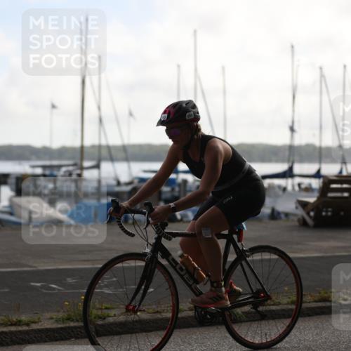 17.08.2025 - KN Förde Triathlon 2025 Yannick Fuchs http://msf.ph/oto/8622720 17.08.2025 09:51:46 Radfahren 136, 183, 198, 202, 254, 107, 119 meine-sportfotos.de