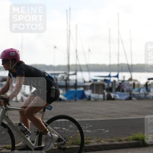 17.08.2025 - KN Förde Triathlon 2025 Yannick Fuchs http://msf.ph/oto/8622736 17.08.2025 09:51:55 Radfahren 175, 176, 182, 198, 202, 224, 136, 254 meine-sportfotos.de