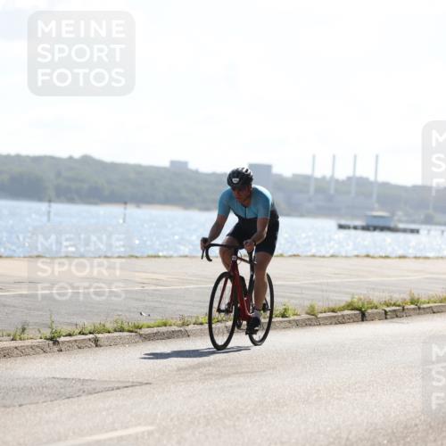 17.08.2025 - KN Förde Triathlon 2025 Yannick Fuchs http://msf.ph/oto/8622844 17.08.2025 11:12:13 Radfahren 269, 271, 278, 291, 327, 343, 350, 370, 612, 635, 287 meine-sportfotos.de