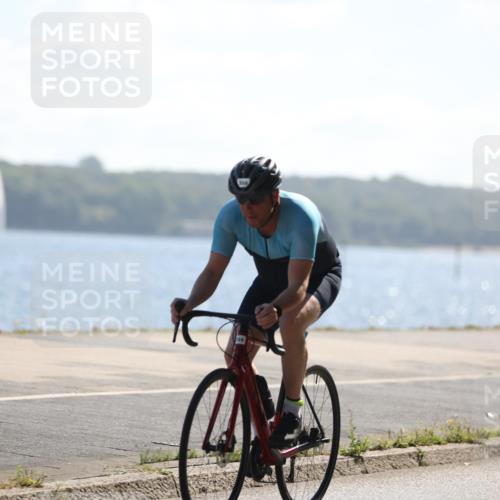 17.08.2025 - KN Förde Triathlon 2025 Yannick Fuchs http://msf.ph/oto/8622847 17.08.2025 11:12:14 Radfahren 269, 271, 278, 291, 327, 343, 350, 370, 612, 635, 287, 291 meine-sportfotos.de