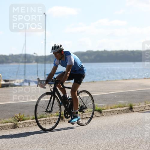 17.08.2025 - KN Förde Triathlon 2025 Yannick Fuchs http://msf.ph/oto/8622991 17.08.2025 11:12:46 Radfahren 308, 349, 352, 360, 379, 606, 273, 280, 308, 620 meine-sportfotos.de