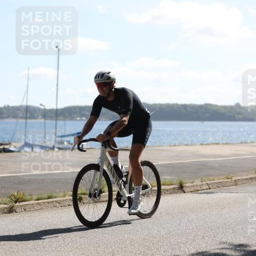 17.08.2025 - KN Förde Triathlon 2025 Yannick Fuchs http://msf.ph/oto/8623032 17.08.2025 11:12:58 Radfahren 263, 267, 339, 348, 351, 372, 610, 611, 360, 606 meine-sportfotos.de