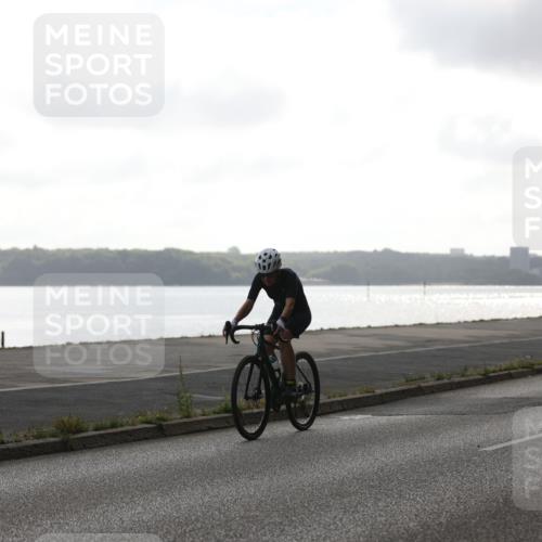 17.08.2025 - KN Förde Triathlon 2025 Yannick Fuchs http://msf.ph/oto/8623131 17.08.2025 09:55:33 Radfahren 166, 190, 167, 235 meine-sportfotos.de