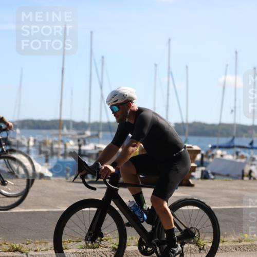 17.08.2025 - KN Förde Triathlon 2025 Yannick Fuchs http://msf.ph/oto/8623143 17.08.2025 11:13:33 Radfahren 281, 287, 329, 362, 374, 329, 345, 377, 380, 625, 638 meine-sportfotos.de