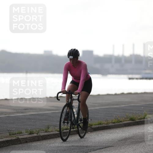 17.08.2025 - KN Förde Triathlon 2025 Yannick Fuchs http://msf.ph/oto/8623144 17.08.2025 09:55:51 Radfahren 243, 244 meine-sportfotos.de