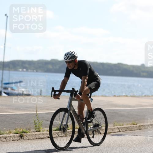 17.08.2025 - KN Förde Triathlon 2025 Yannick Fuchs http://msf.ph/oto/8623178 17.08.2025 11:13:51 Radfahren 271, 291, 307, 332, 350, 354, 370, 371, 387, 281, 284, 371 meine-sportfotos.de