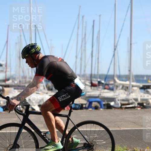 17.08.2025 - KN Förde Triathlon 2025 Yannick Fuchs http://msf.ph/oto/8623222 17.08.2025 11:14:00 Radfahren 332, 350, 370, 373, 387, 616, 620, 635, 271, 307, 354 meine-sportfotos.de