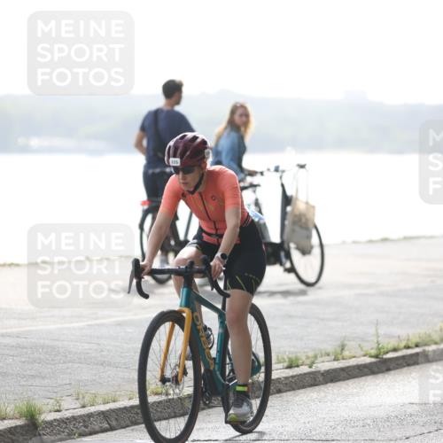 17.08.2025 - KN Förde Triathlon 2025 Yannick Fuchs http://msf.ph/oto/8623280 17.08.2025 09:57:05 Radfahren 122, 225, 237, 171, 180 meine-sportfotos.de