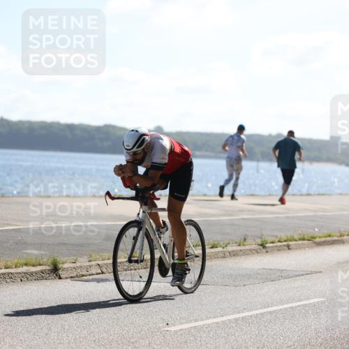 17.08.2025 - KN Förde Triathlon 2025 Yannick Fuchs http://msf.ph/oto/8623289 17.08.2025 11:14:32 Radfahren 263, 303, 306, 328, 337, 349, 352, 389, 288, 337, 614 meine-sportfotos.de