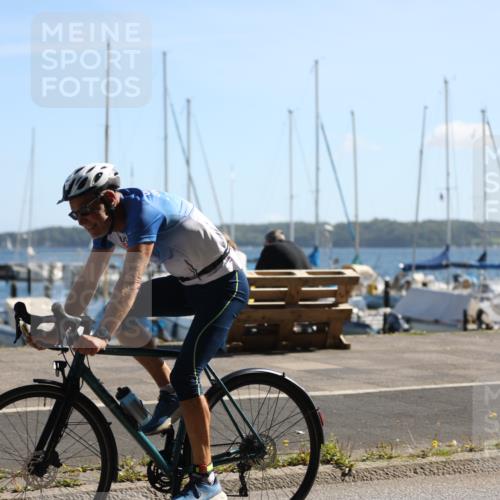 17.08.2025 - KN Förde Triathlon 2025 Yannick Fuchs http://msf.ph/oto/8623339 17.08.2025 11:14:46 Radfahren 296, 361, 369, 372, 606, 610, 296, 303, 328, 352 meine-sportfotos.de