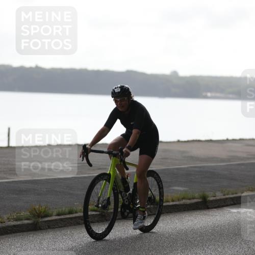 17.08.2025 - KN Förde Triathlon 2025 Yannick Fuchs http://msf.ph/oto/8623347 17.08.2025 09:57:38 Radfahren 144, 190, 139 meine-sportfotos.de
