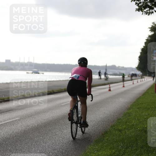17.08.2025 - KN Förde Triathlon 2025 Yannick Fuchs http://msf.ph/oto/8623369 17.08.2025 09:57:52 Radfahren 120, 150, 187, 243, 120, 243 meine-sportfotos.de