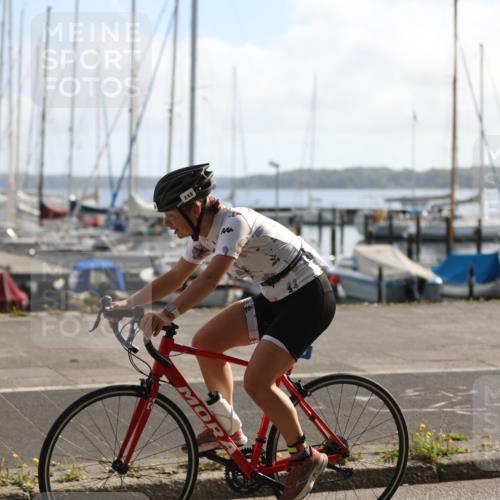 17.08.2025 - KN Förde Triathlon 2025 Yannick Fuchs http://msf.ph/oto/8623412 17.08.2025 09:58:12 Radfahren 143, 197, 249, 118 meine-sportfotos.de