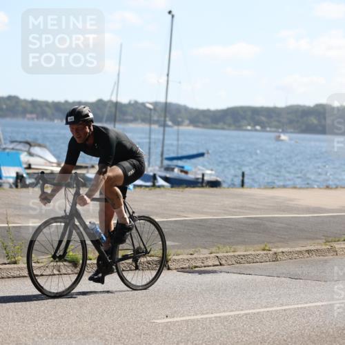 17.08.2025 - KN Förde Triathlon 2025 Yannick Fuchs http://msf.ph/oto/8623506 17.08.2025 11:15:43 Radfahren 261, 295, 309, 359, 382, 624, 282, 354, 627 meine-sportfotos.de