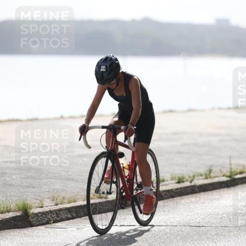 17.08.2025 - KN Förde Triathlon 2025 Yannick Fuchs http://msf.ph/oto/8623515 17.08.2025 09:59:30 Radfahren 140, 144, 204, 246, 139 meine-sportfotos.de