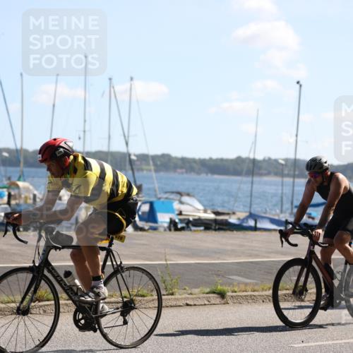 17.08.2025 - KN Förde Triathlon 2025 Yannick Fuchs http://msf.ph/oto/8623564 17.08.2025 11:16:08 Radfahren 266, 296, 310, 328, 335, 344, 368, 618, 626, 628, 285, 288, 306, 389, 630 meine-sportfotos.de