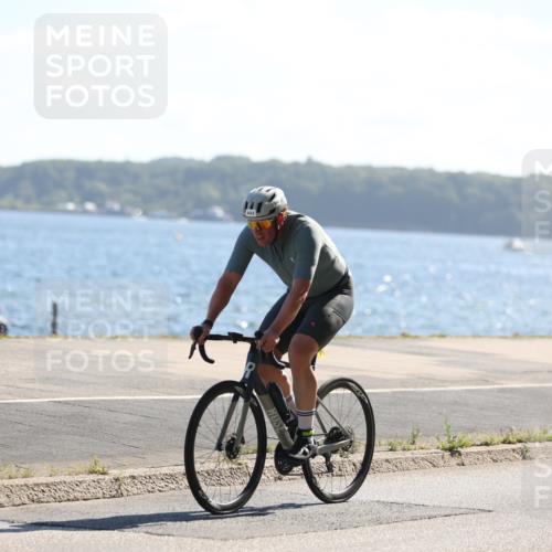 17.08.2025 - KN Förde Triathlon 2025 Yannick Fuchs http://msf.ph/oto/8623623 17.08.2025 11:16:43 Radfahren 346, 369, 643, 609, 632 meine-sportfotos.de