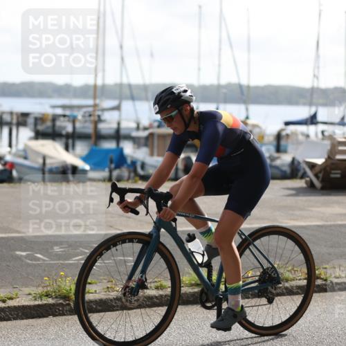 17.08.2025 - KN Förde Triathlon 2025 Yannick Fuchs http://msf.ph/oto/8623680 17.08.2025 10:01:00 Radfahren 153, 164, 181, 200, 213, 137, 238 meine-sportfotos.de