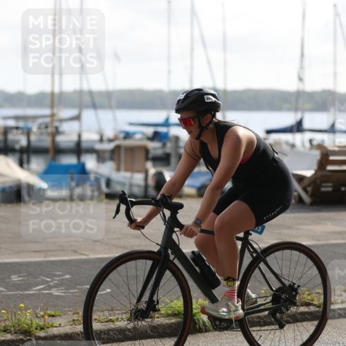 17.08.2025 - KN Förde Triathlon 2025 Yannick Fuchs http://msf.ph/oto/8623688 17.08.2025 10:01:03 Radfahren 164, 200, 213, 137, 153, 181, 238 meine-sportfotos.de