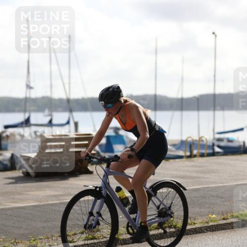 17.08.2025 - KN Förde Triathlon 2025 Yannick Fuchs http://msf.ph/oto/8623702 17.08.2025 10:01:27 Radfahren 158, 204 meine-sportfotos.de