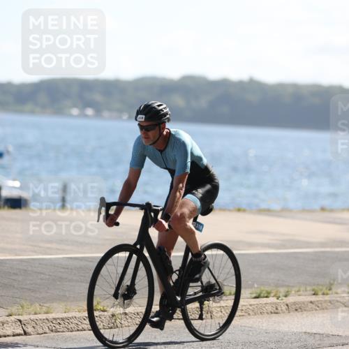17.08.2025 - KN Förde Triathlon 2025 Yannick Fuchs http://msf.ph/oto/8623713 17.08.2025 11:17:45 Radfahren 304, 310, 319, 368, 385, 608, 618, 626, 304, 633, 636 meine-sportfotos.de